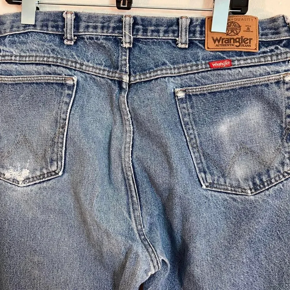 Vintage‎ 70s Wrangler Distressed Light Wash Denim Jeans